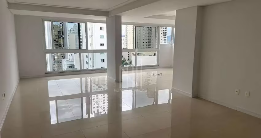 Apartamento no Edifício Costa Atlantica