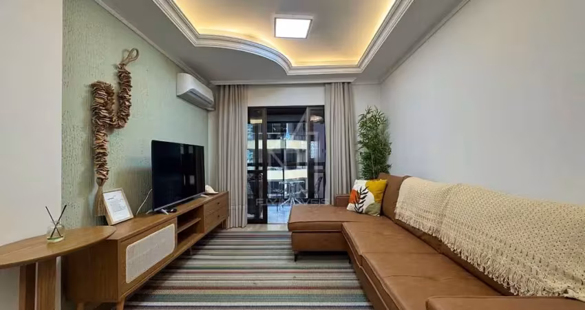 Apartamento quadra mar no Edifício Bordon
