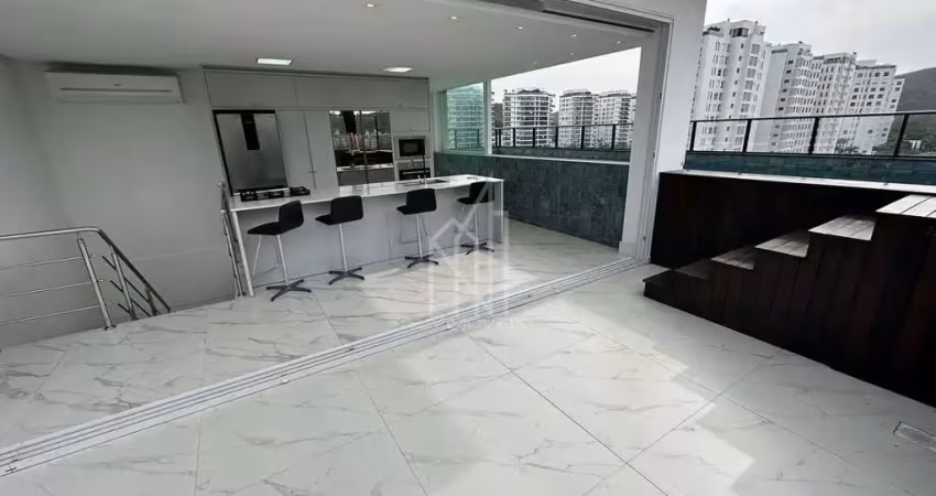 Cobertura duplex frente mar no edifício brava prime