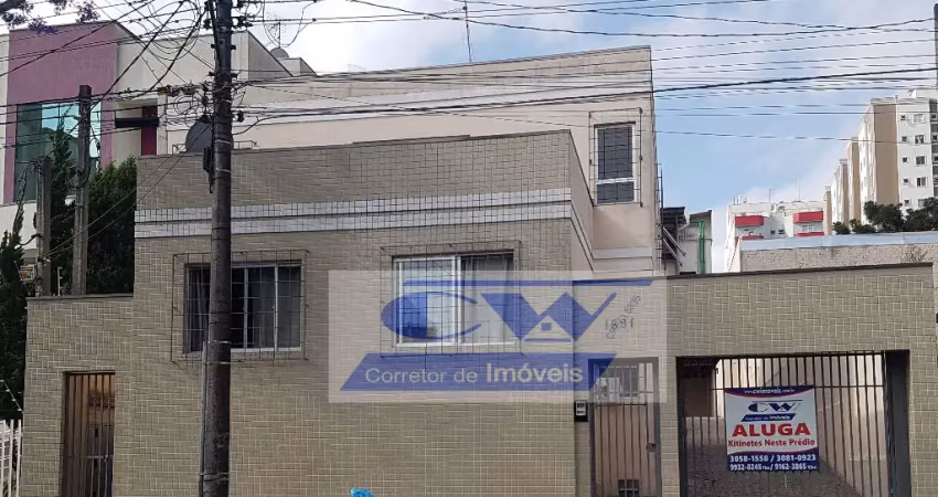 PRÉDIO COM 07 APARTAMENTOS COM 01 QUARTO CADA