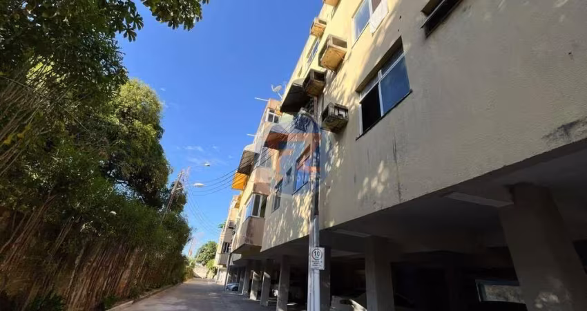 Apto na Parangaba, 99m², 03 quartos, 01 suíte, 02 vagas.