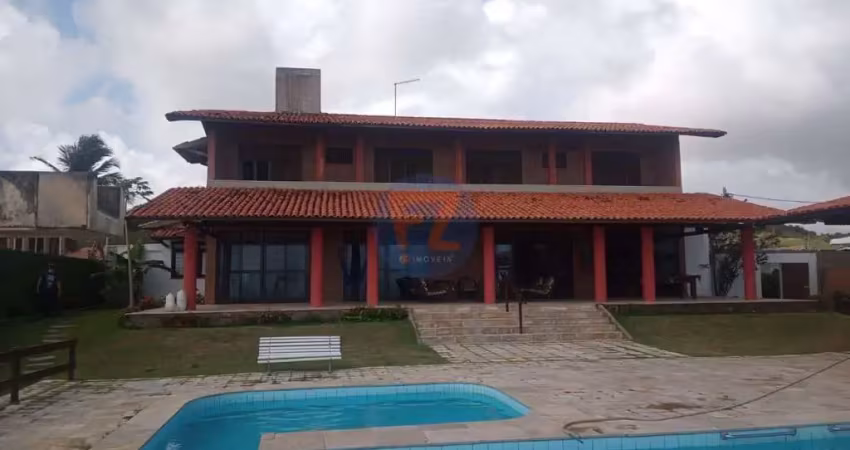 Belissima casa triplex, com 1988,00m2 na prainha - aquiraz