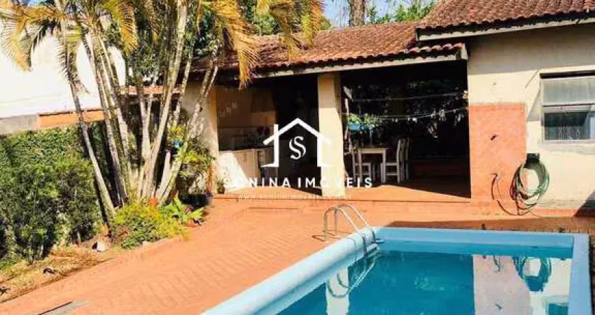 VENDO CASA TÉRREA CENTRO DE ATIBAIA