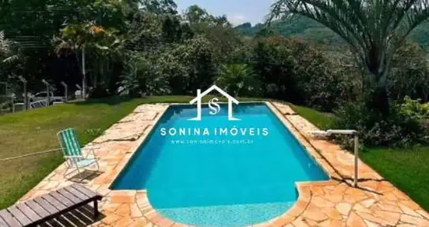 Casa com 4 quartos para alugar em Guaxinduva, Bom Jesus dos Perdões 