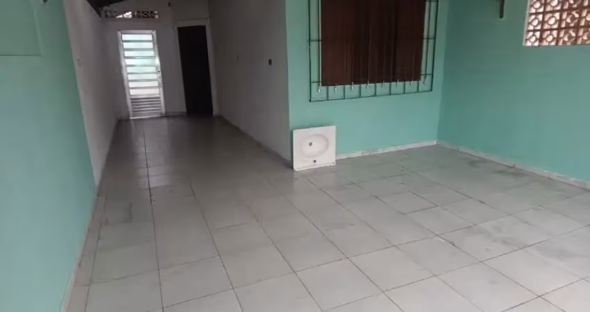 Casa na ocian com 02 dormitórios com churrasqueira privativa