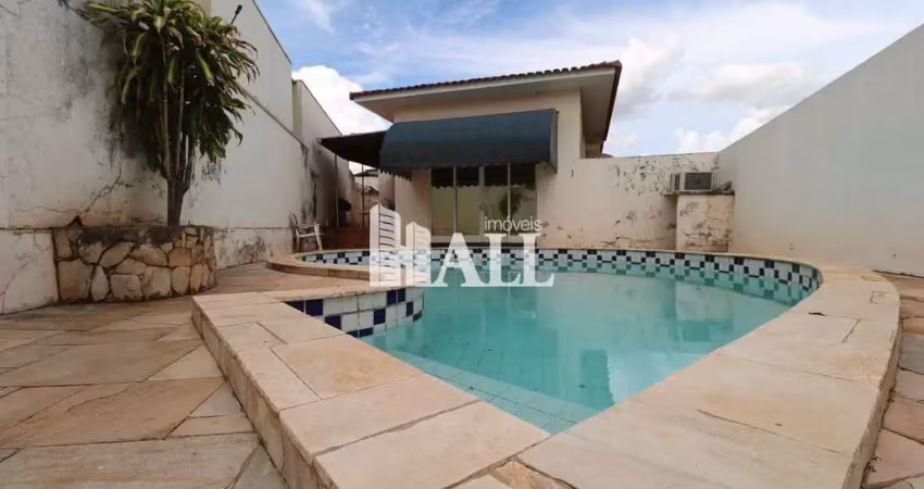 Casa com 4 dorms, jardim roseana, são josé do rio preto - r$ 730 mil, cod: 7876