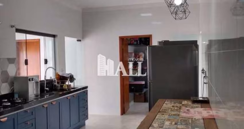 Casa com 5 dorms, Parque Residencial Comendador Mançor Daud, São José do Rio Preto - R$ 1.6 mi, Cod: 14712