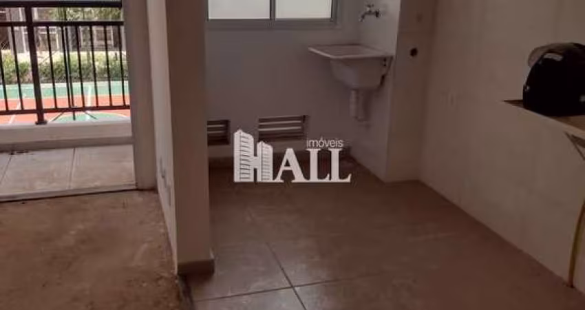 Apartamento com 2 quartos, Jardim Marajó.