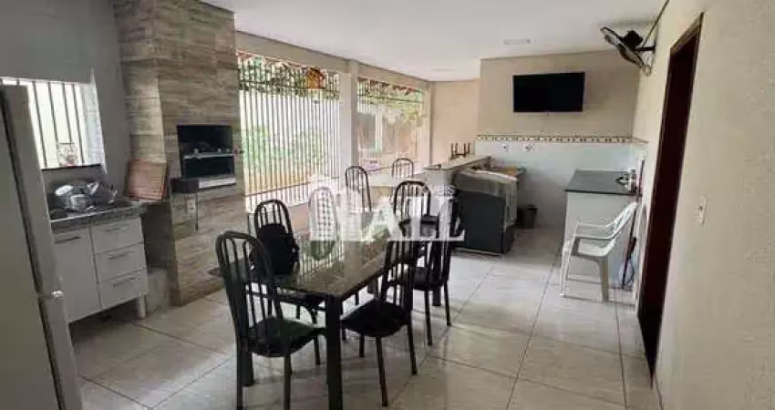 Casa com 3 quartos, vila toninho, são josé do rio preto