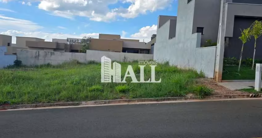 Terreno à venda na Avenida Nívea Dulce Tedeschi Conforti, Residencial Maria Júlia, São José do Rio Preto