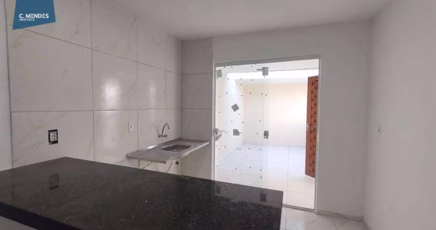 Casa com 3 dormitórios para alugar, 115 m² por R$ 1.345,48/mês - Itaperi - Fortaleza/CE
