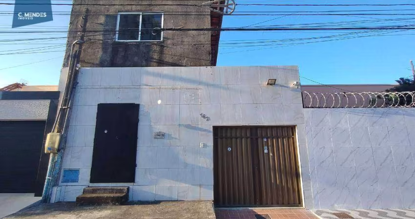 Casa com 4 dormitórios à venda, 200 m² por R$ 450.000,00 - Padre Andrade - Fortaleza/CE