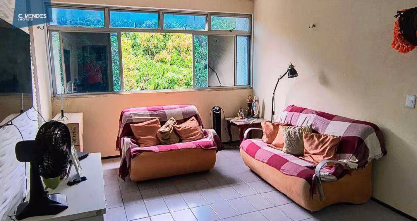 Apartamento Amplo e com Elevador no Melhor do Montese
