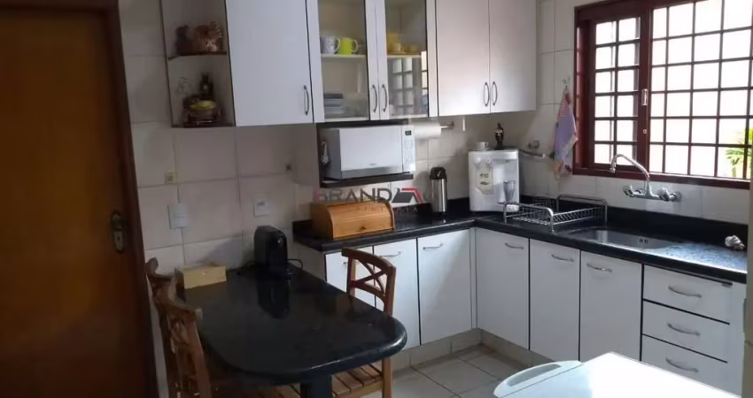 Casa á venda no vila albertina - ribeirão preto com 3 quartos sendo 1 suíte por r$ 495.000,00