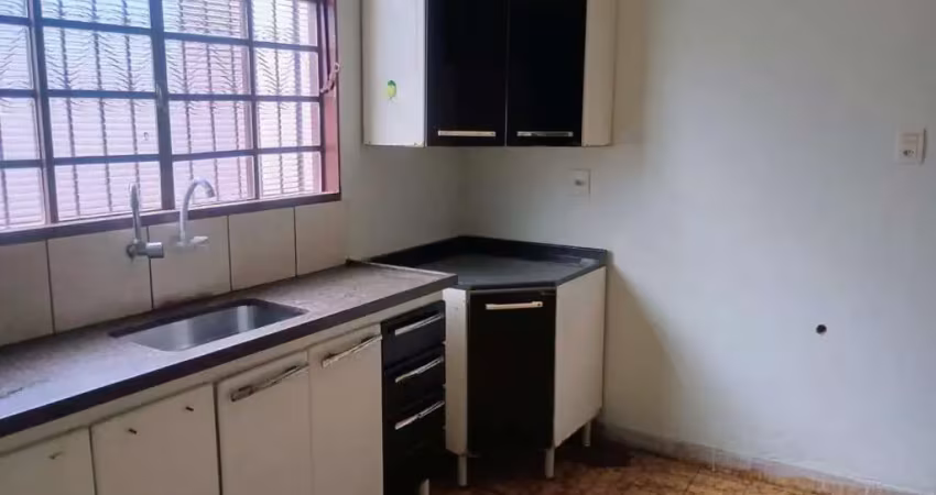 Casa á venda na vila virginia ribeirão preto, com 3 quartos sendo 1 suite por r$ 300.000,00