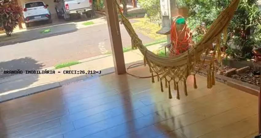 Casa á venda no condomínio portal dos pinheiros ribeirao preto, com 3 quartos sendo 1 suíte por r$ 519.000,00