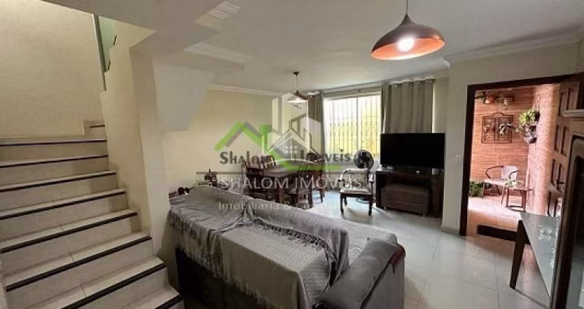 Casa à venda 3 Quartos, 1 Suite, 2 Vagas, 120M², Parque Xangri-La, Contagem -