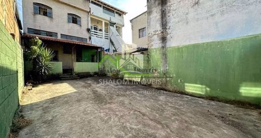 Casa à venda 5 Quartos, 3 Vagas, 180M², Parque Xangri-La, Contagem -