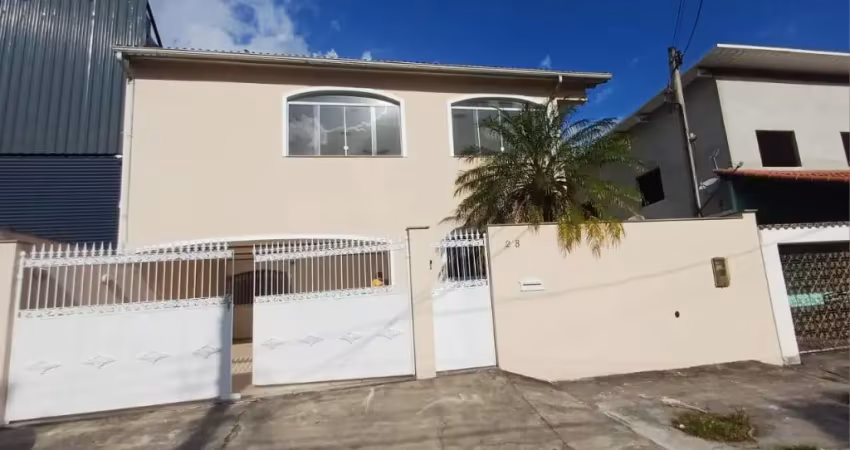 Excelente casa com 4 quartos 351 m2, em campo grande.