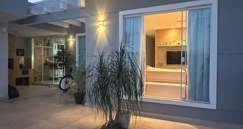 Belíssima Casa de 3 quartos, centro de Itaguaí