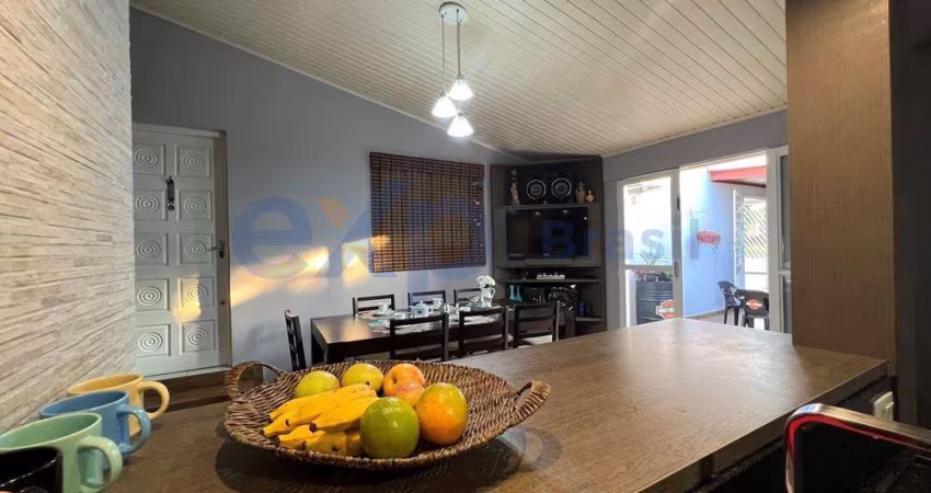 Casa com 4 quartos à venda na Rua Antônio Buso, 145, Cajuru, Curitiba