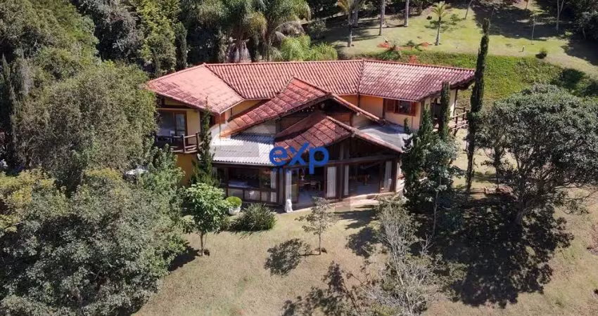 Casa em condomínio fechado com 5 quartos à venda na Loteamento Fazenda da Quiaca, 3, Itaipava, Petrópolis
