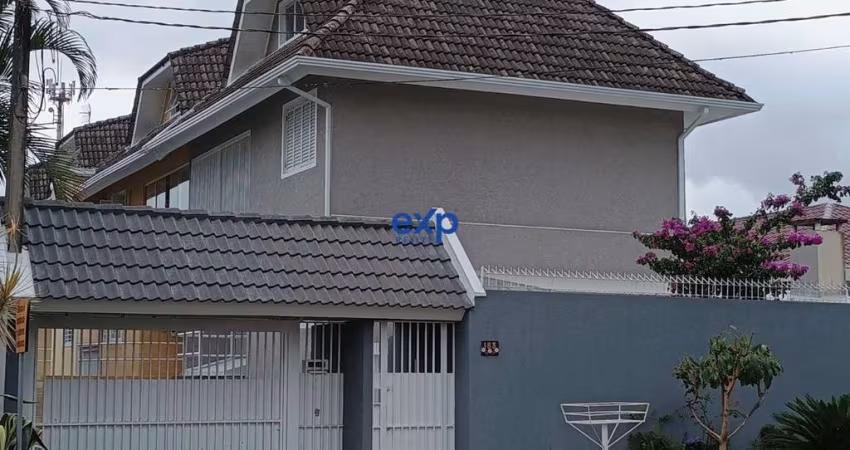Casa com 3 quartos à venda na Joao, 183, Guabirotuba, Curitiba