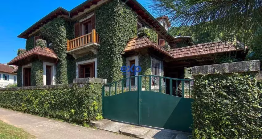 Casa com 7 quartos à venda na Ipiranga, 135, Centro, Petrópolis