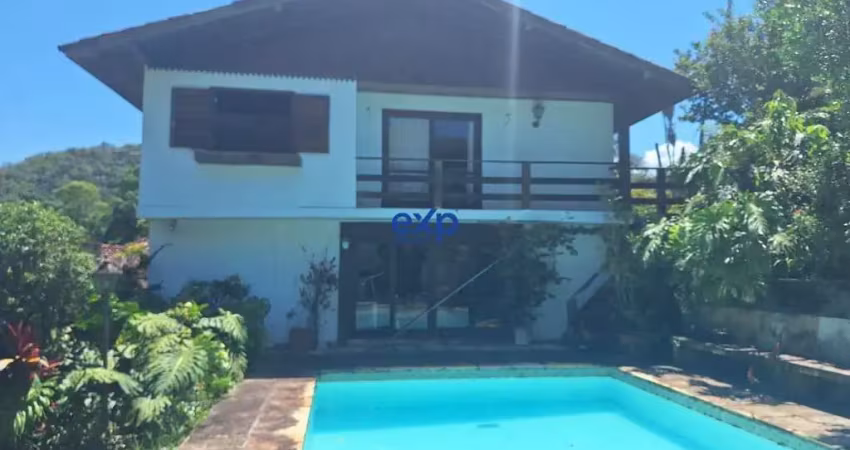 Casa com 4 quartos à venda na Nelson Silva, 596, Carangola, Petrópolis