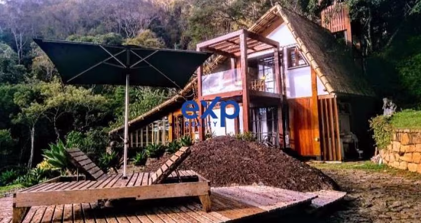 Casa com 2 quartos à venda na Almirante Paulo Meira, 1000, Araras, Petrópolis