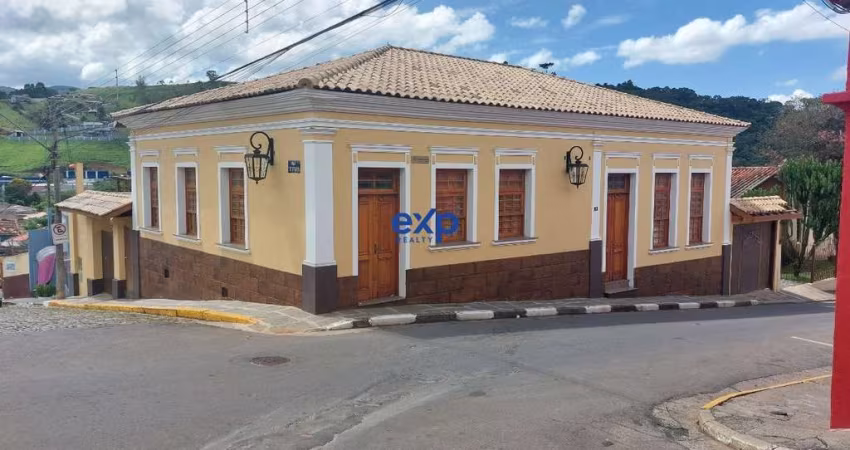 Casa comercial para alugar na Dirce Fiorellini Badari, 12970000, Centro, Piracaia