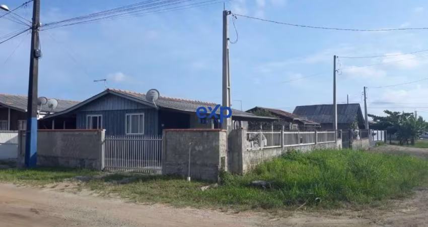 Casa com 6 quartos à venda na 12 de Julho, 868, Salinas, Balneário Barra do Sul
