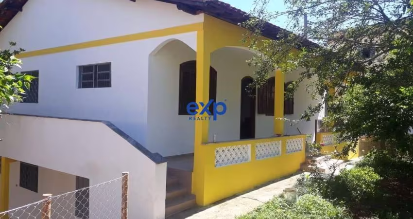Casa com 3 quartos à venda na Silvestre Ferraz, 5, Centro, São Lourenço
