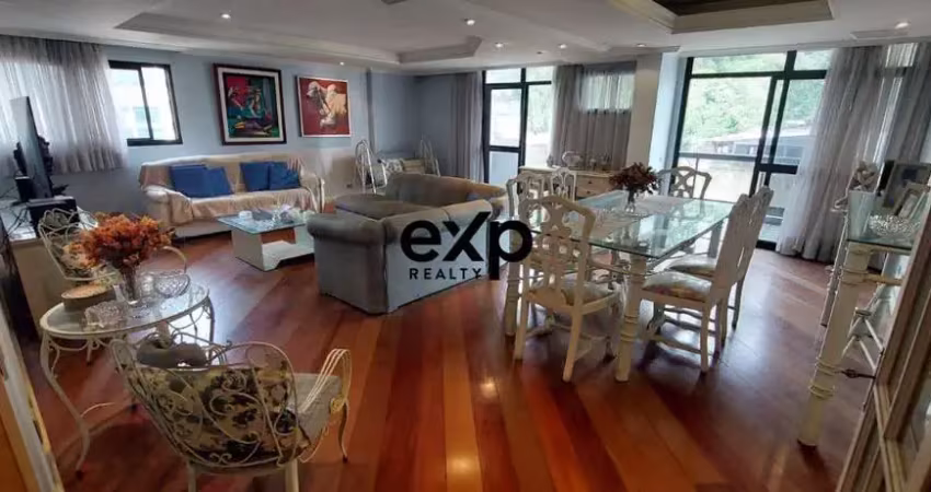 Apartamento com 5 quartos à venda na Rua Dr. Nelson de Sá Earp, 210, Centro, Petrópolis