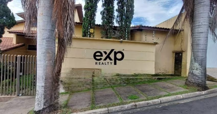 Casa com 4 quartos à venda na Rua Ipiranga, 605, Vila Washington Beleza, Cruzeiro