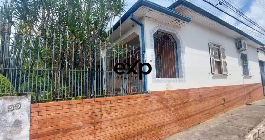 Casa com 6 quartos à venda na Rua Luiz Relvas, 99, Centro, Piquete