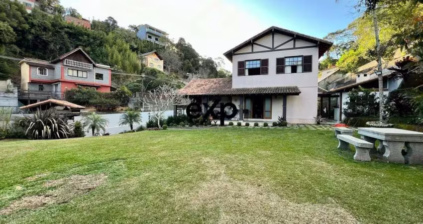 Casa com 4 quartos à venda na Oscar José da Silva, 20, Pimenteiras, Teresópolis