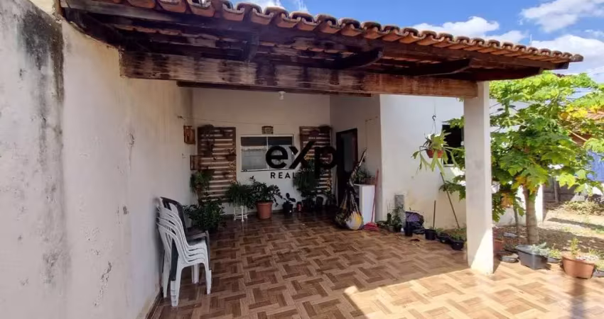Casa com 3 quartos à venda na 2003, 27, Loteamento Paineiras, Catalão