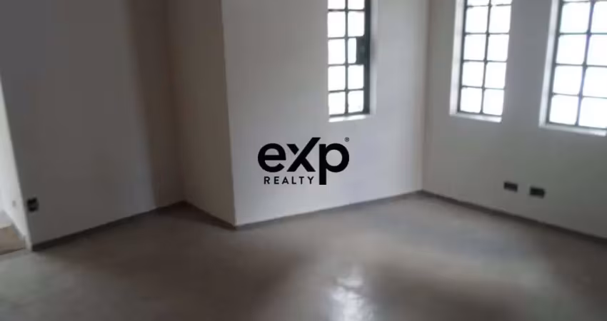 Casa comercial com 3 salas para alugar na Oscar Gomes Cardim, 91, Vila Cordeiro, São Paulo