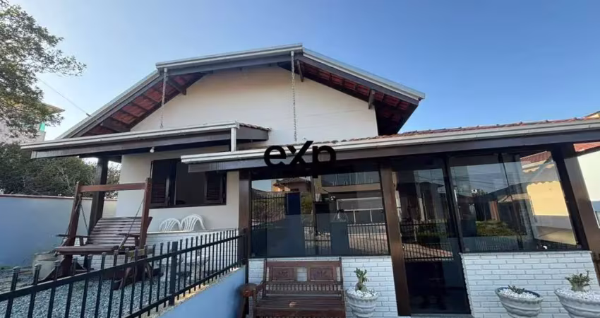 Casa com 4 quartos à venda na centro, 3, Centro, Barra Velha