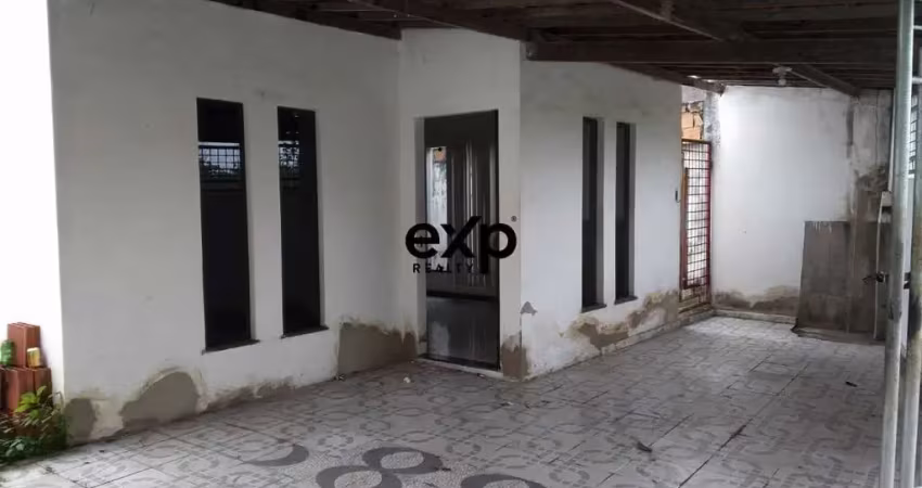 Casa com 2 quartos à venda na São Salvador, 986, 35 BI, Feira de Santana