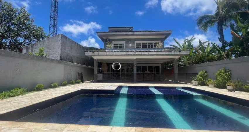 Guaiuba linda residencia, com piscina, muito bem localizada