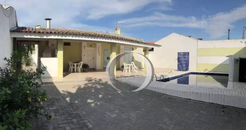 Casa à venda por R$ 1.200.000,00 - Enseada - Guarujá/SP