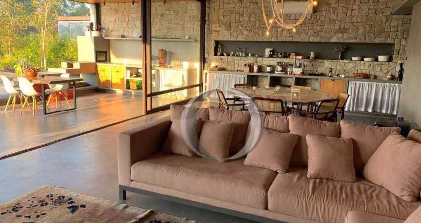 Casa na Fazenda Boa Vista com 4 suítes