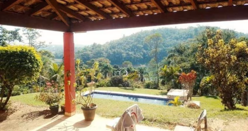 Chácara com 4 dormitórios à venda, 4700 m² por R$ 1.590.000 - Almeida Prado - Igaratá/SP