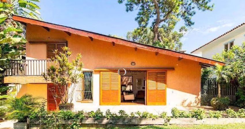 Casa com 3 dormitórios à venda, 250 m² por R$ 7.500.000 - Jardim Guedala - São Paulo/SP