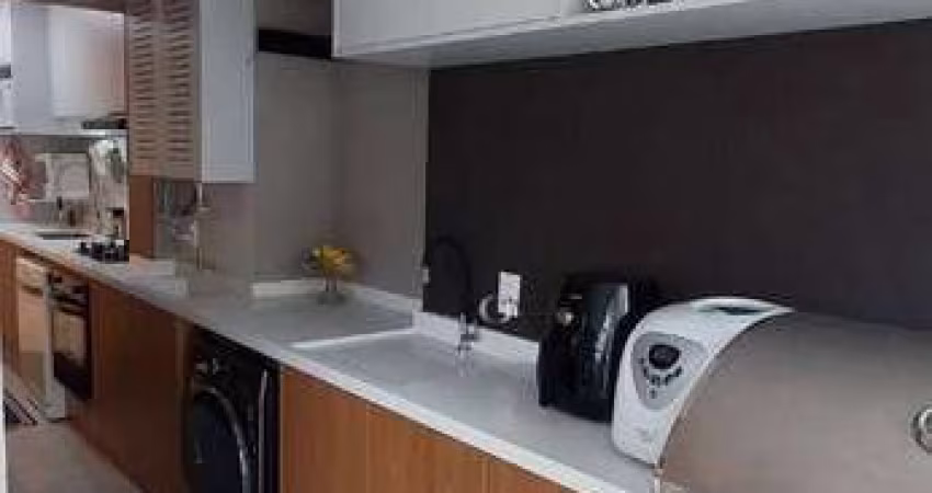 Vendo apartamento mobiliado com 3 suítes no Tatuapé