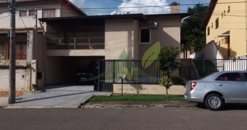 Belíssima Casa em Atibaia