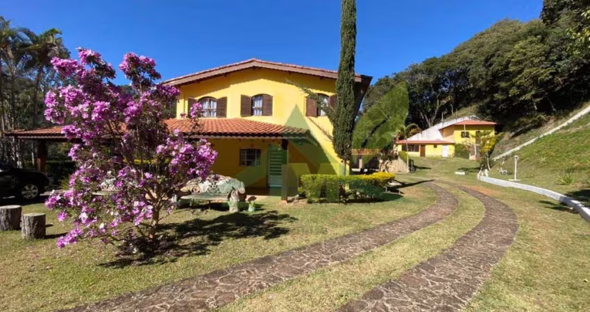Descubra a beleza e a tranquilidade de Atibaia este belo sítio a venda
