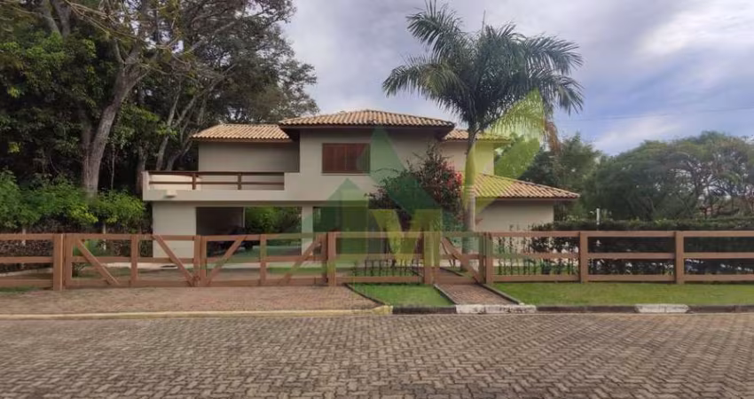 Chácara à Venda em condomínio localizado em Piracaia